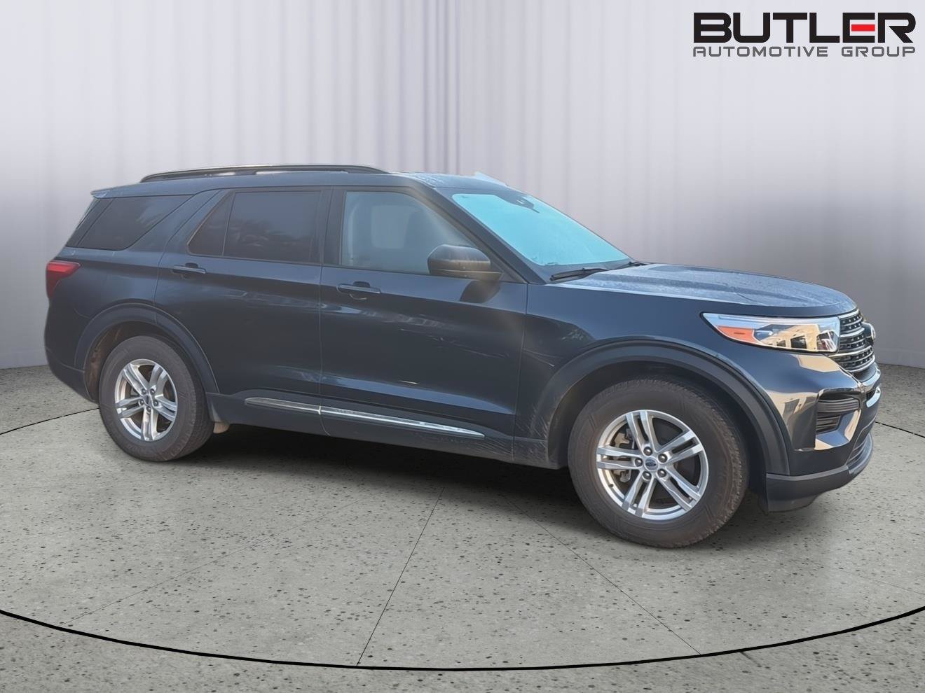 Certified 2024 Ford Explorer XLT RWD image 10
