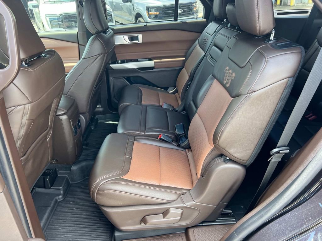 Certified 2022 Ford Explorer King Ranch w/ Premium Technology Package image 20