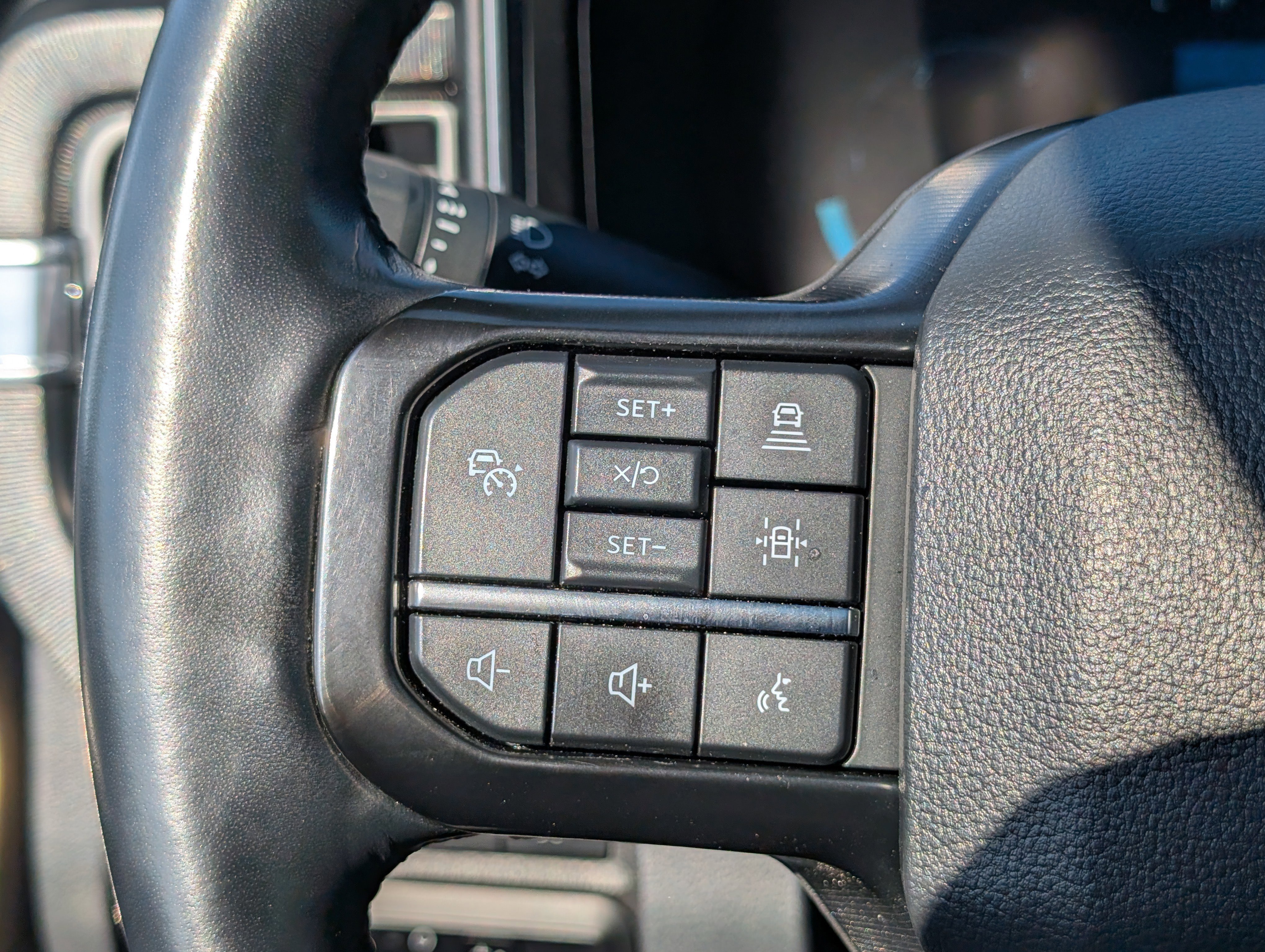Certified 2024 Ford F350 Platinum AWD/4WD image 24