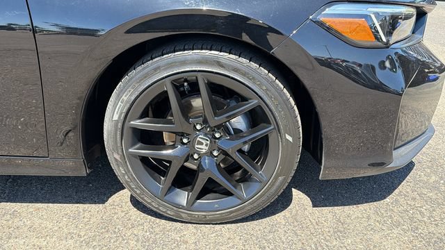 Used 2025 Honda Civic Sport image 9