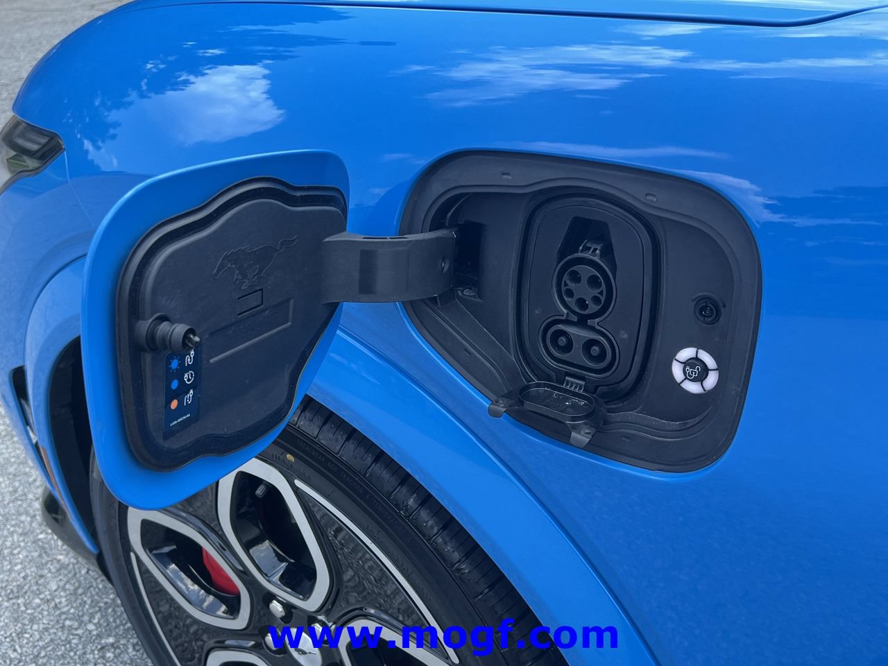 Certified 2023 Ford Mustang Mach-E GT AWD/4WD image 31