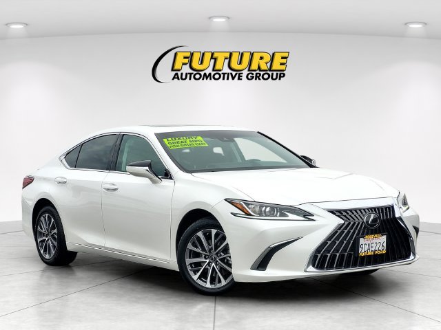 Used 2022 Lexus ES 250 w/ Accessory Package 2