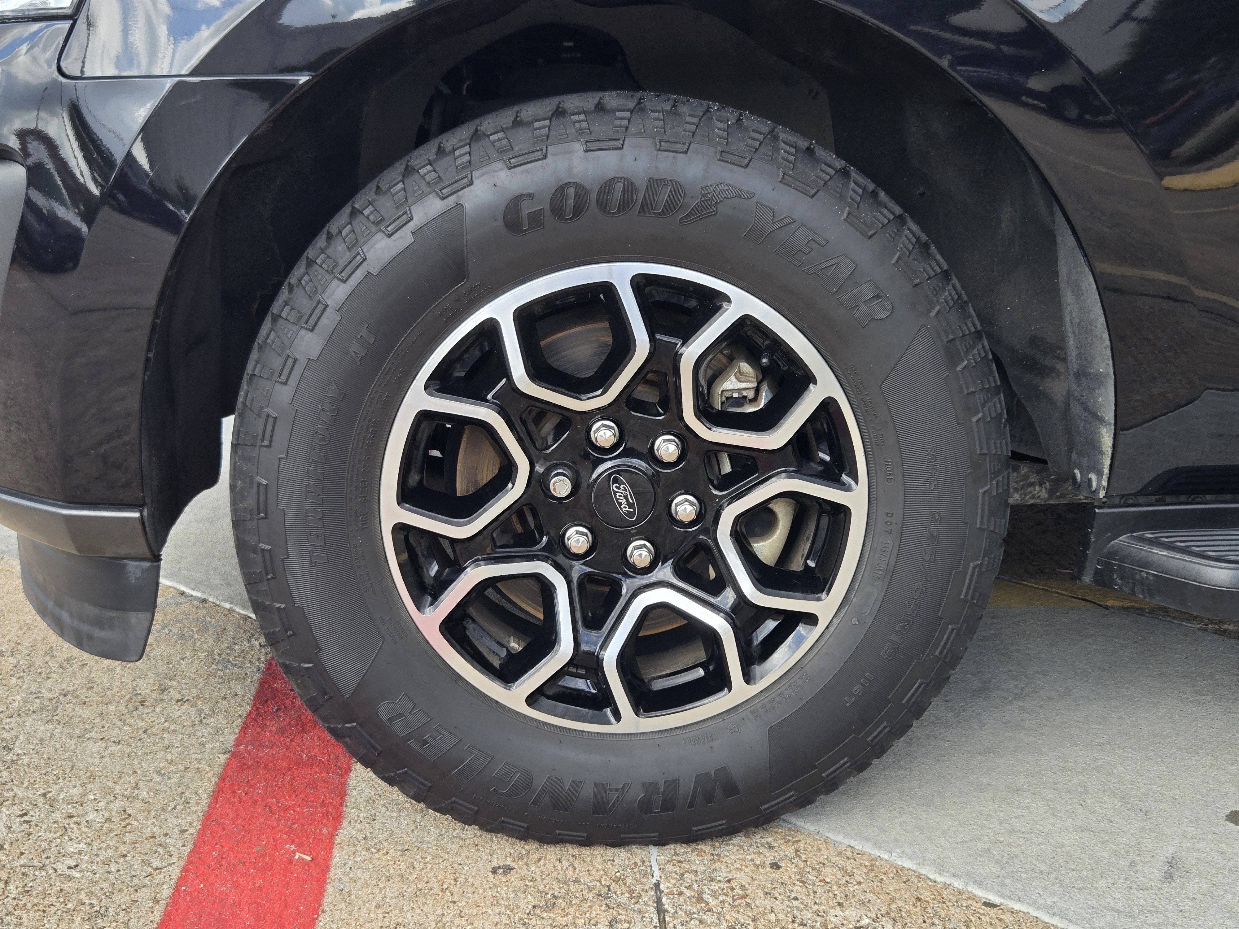 Certified 2020 Ford Expedition XLT w/ Equipment Group 201A RWD image 7