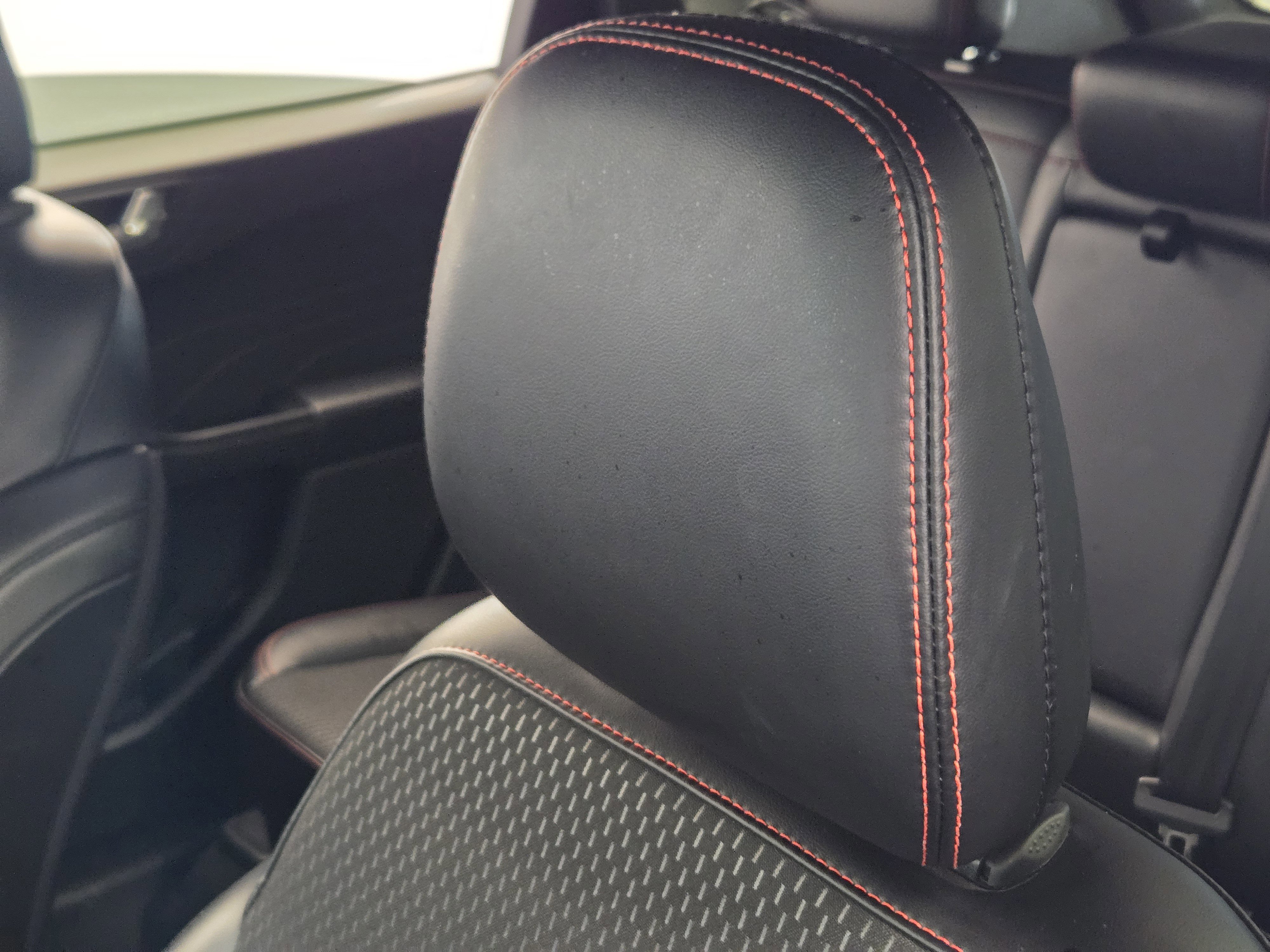 Certified 2025 Ford Escape ST-Line image 14