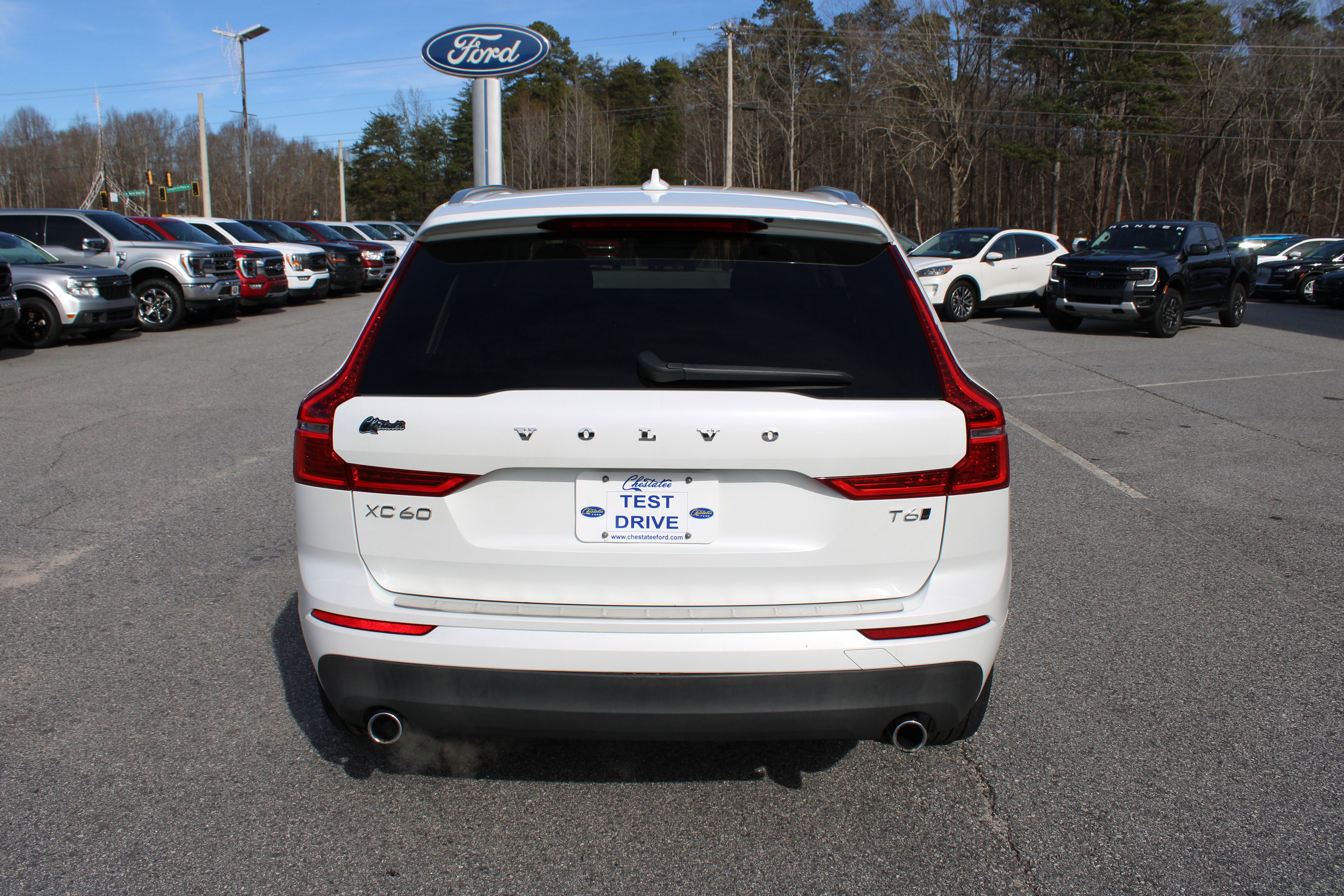 Used 2018 Volvo XC60 T6 Momentum w/ Protection Package Premier video 4
