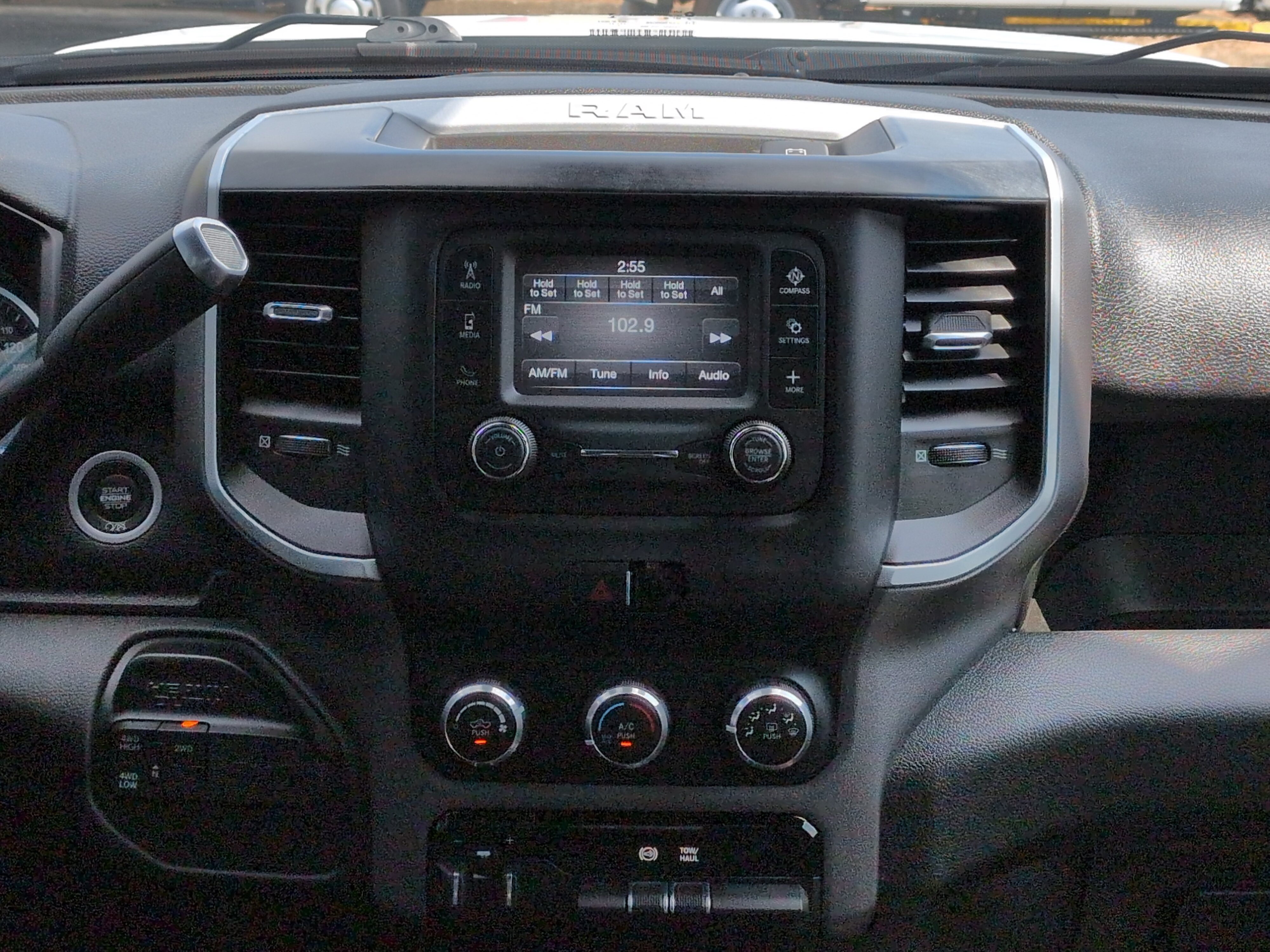 Used 2021 RAM 2500 Big Horn AWD/4WD image 16