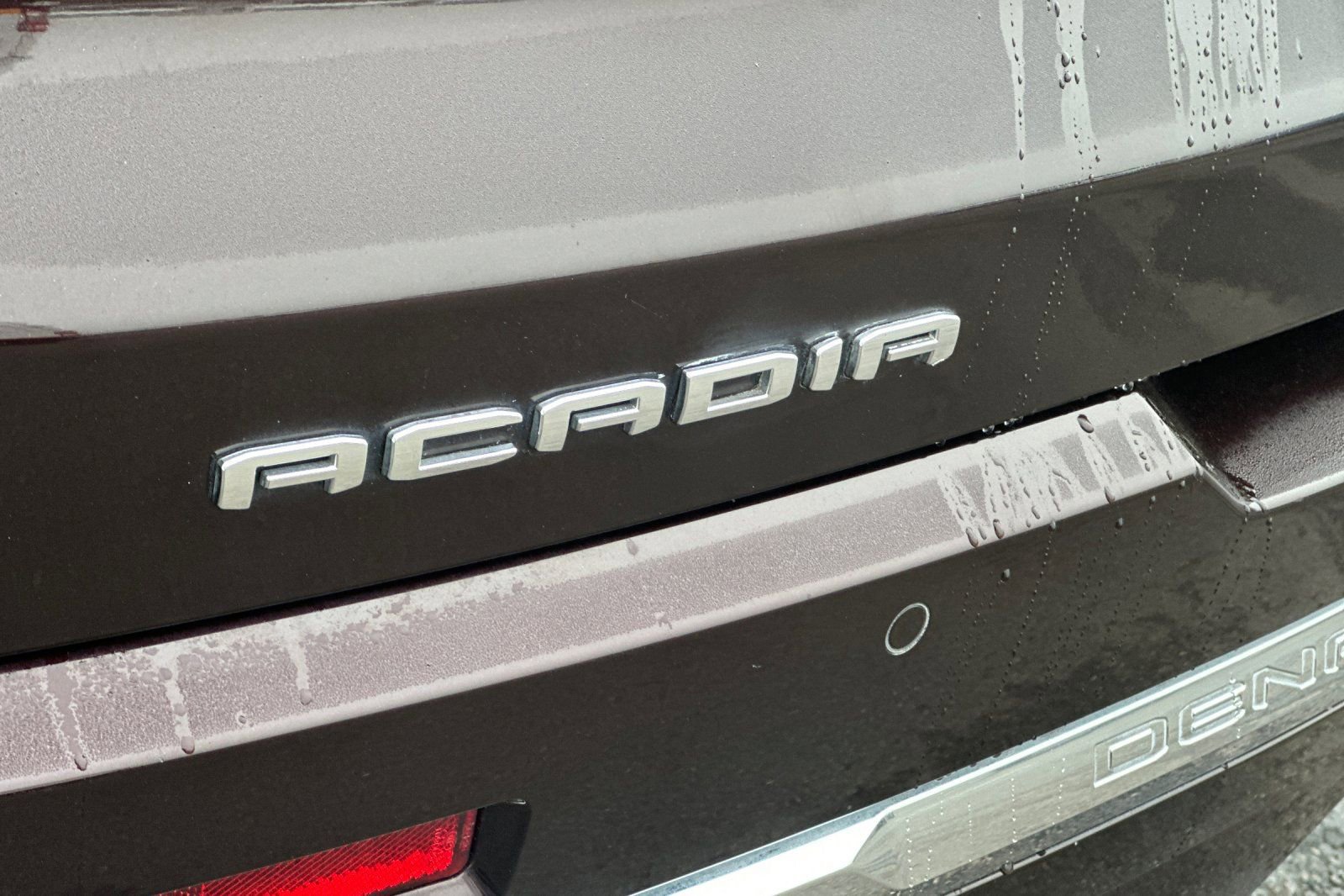 Used 2021 GMC Acadia Denali w/ Denali Technology Package image 34