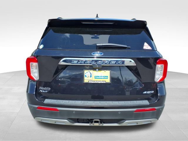 Certified 2022 Ford Explorer XLT w/ Equipment Group 202A image 5