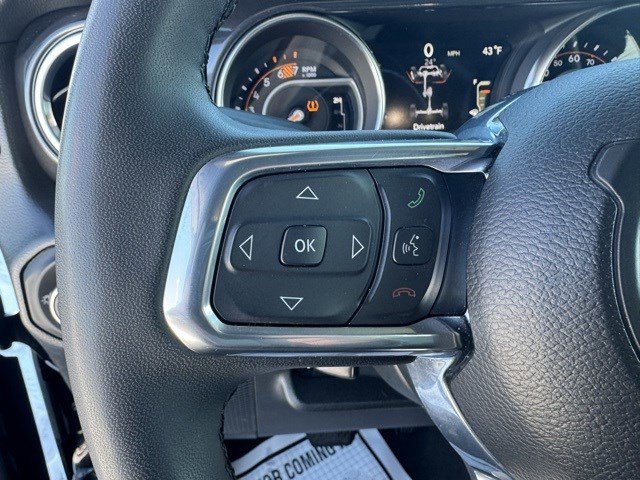 Used 2023 Jeep Wrangler Unlimited Sahara image 15