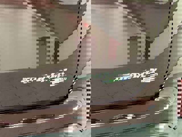 Certified 2020 Ford Edge Titanium w/ Class II Trailer Tow Package image 6