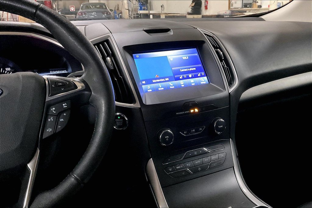 Certified 2019 Ford Edge SEL w/ Equipment Group 201A AWD/4WD image 6