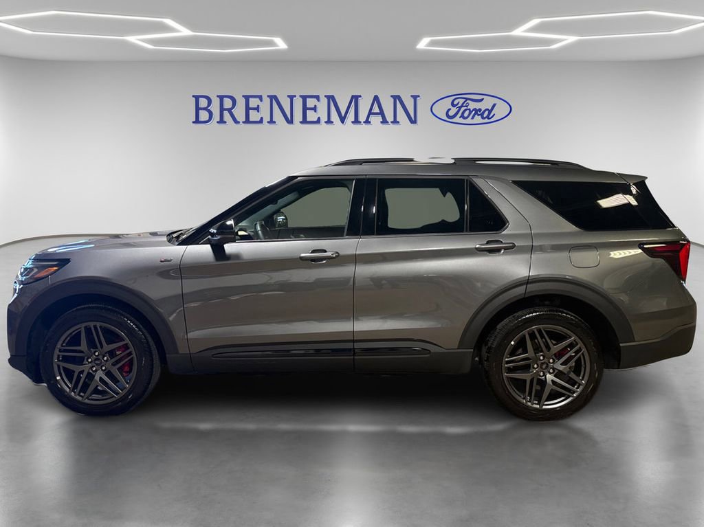 Certified 2025 Ford Explorer ST-Line w/ ST-Line Street Pack image 2
