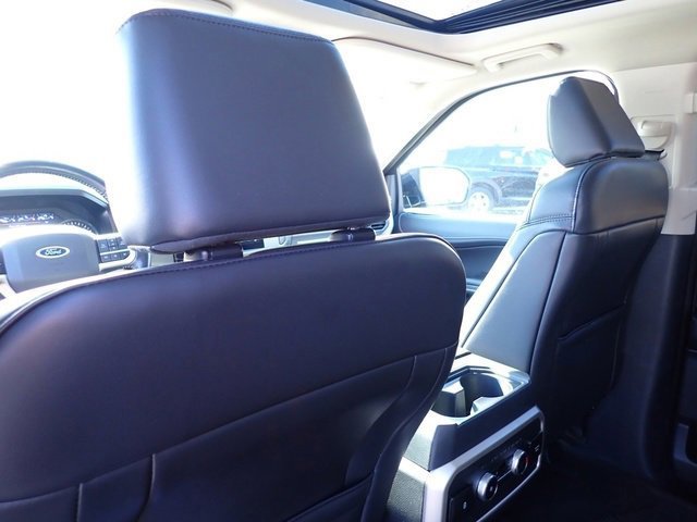 Certified 2023 Ford Expedition XLT image 17