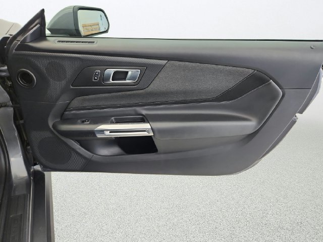 Certified 2025 Ford Mustang Coupe RWD image 17