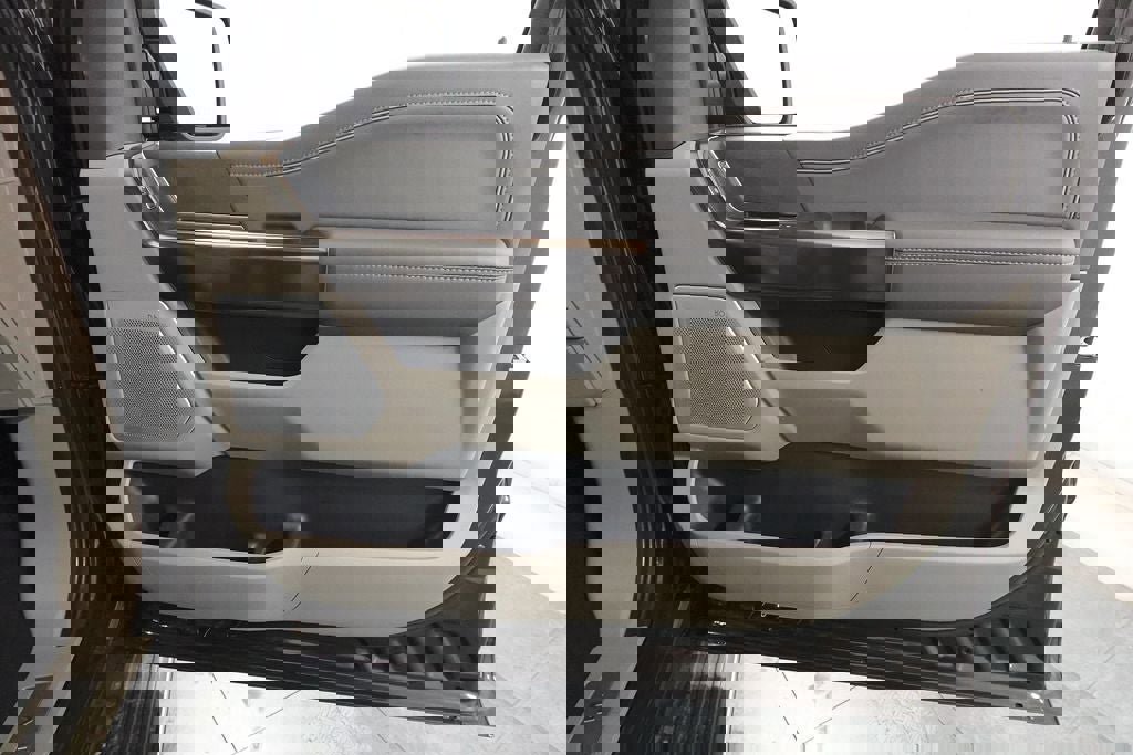 Certified 2024 Ford F150 Platinum w/ Equipment Group 703A Plus image 33