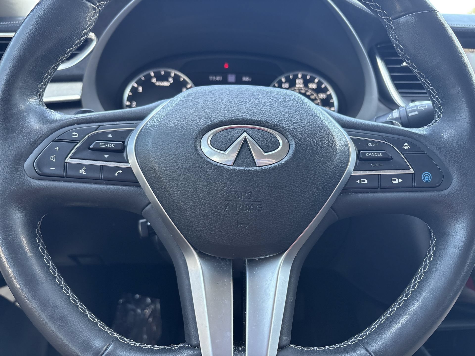 Used 2023 INFINITI QX50 Sensory FWD image 12