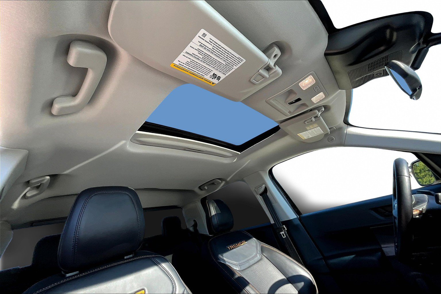 Certified 2025 Ford Maverick Tremor AWD/4WD image 29