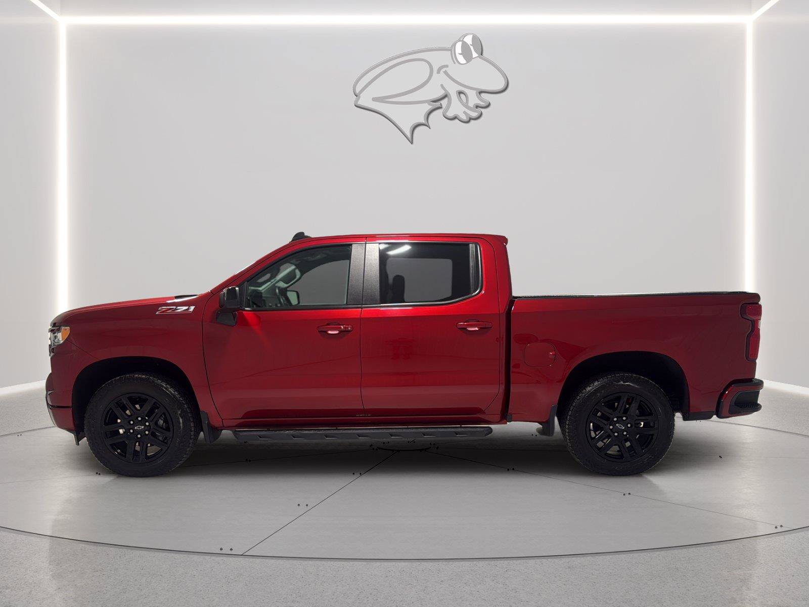 Used 2025 Chevrolet Silverado 1500 RST w/ Convenience Package II AWD/4WD image 8
