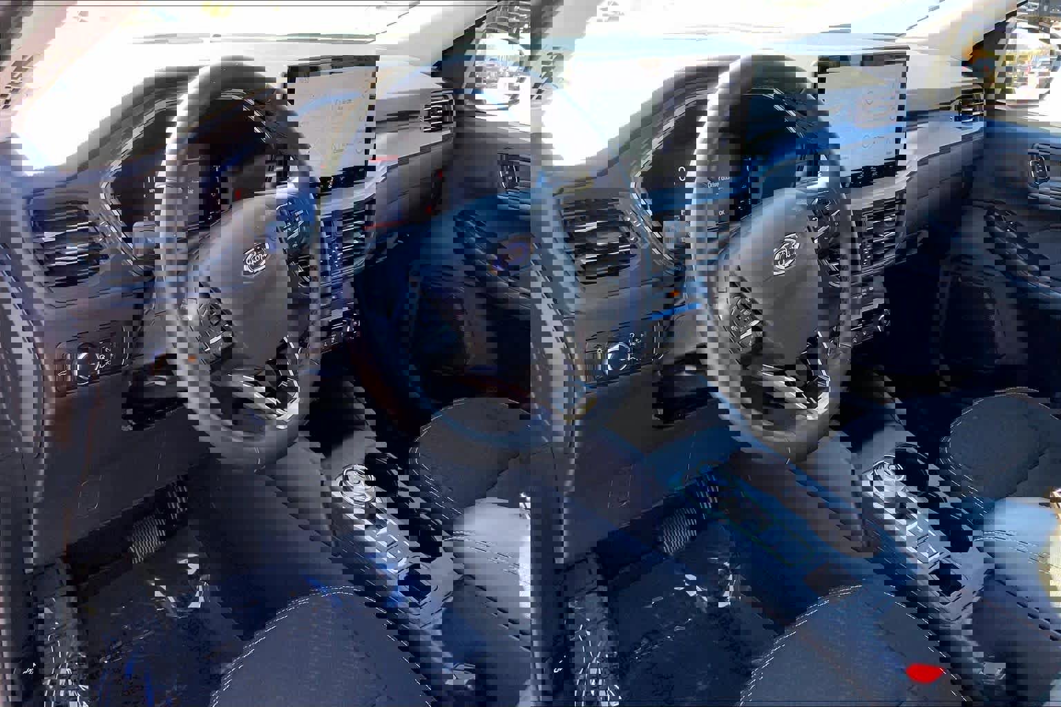 Certified 2024 Ford Escape Active w/ Tech Pack #1 image 17