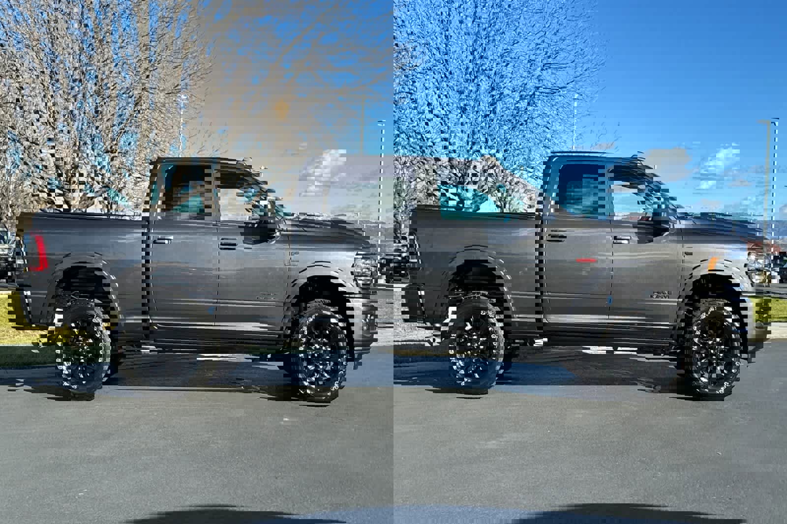 Used 2024 RAM 2500 Limited image 6