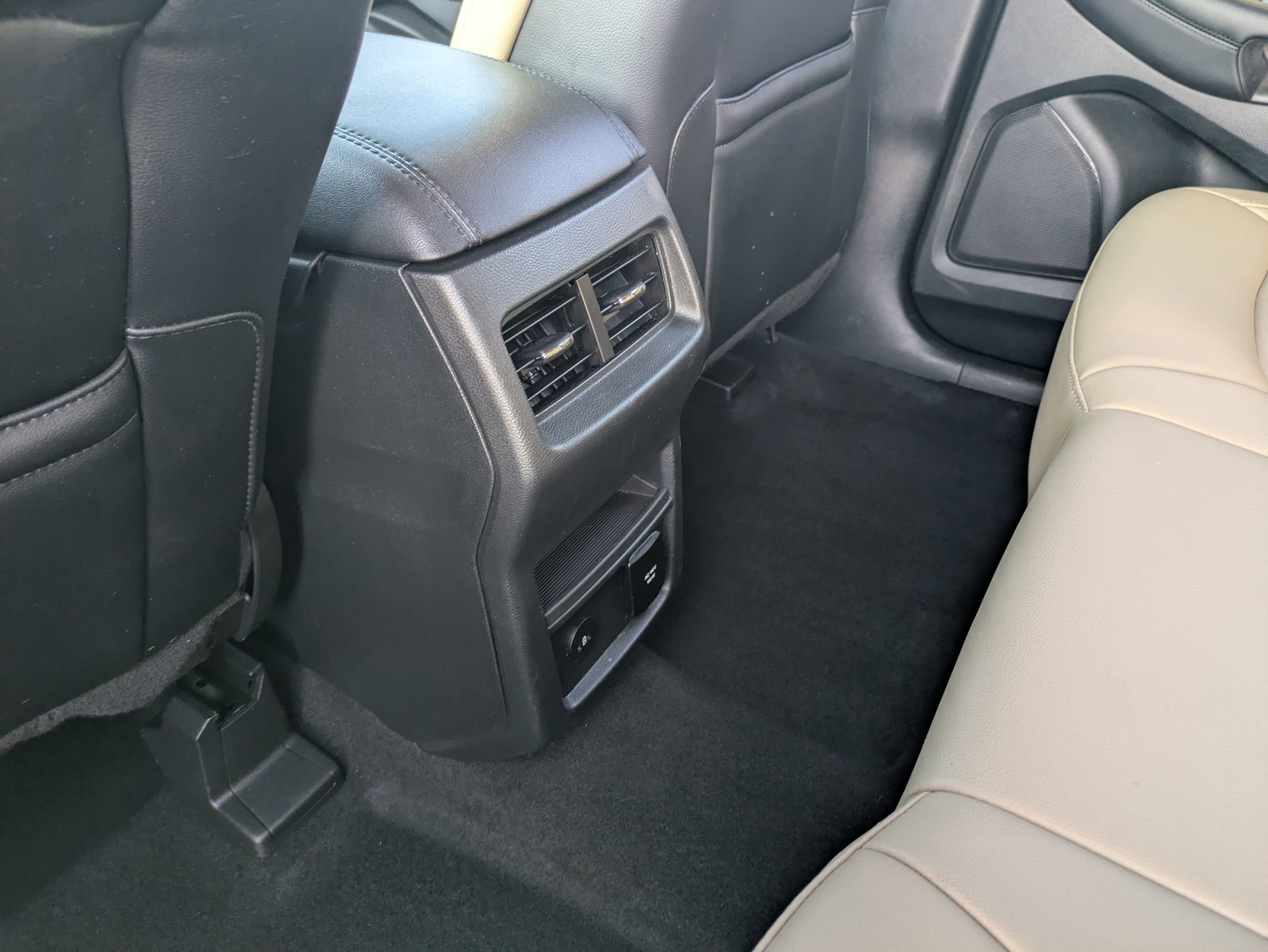 Certified 2023 Ford Edge SEL w/ Convenience Package AWD/4WD image 28