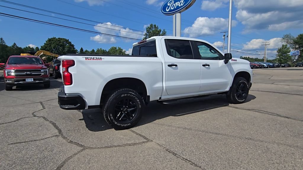 Used 2021 Chevrolet Silverado 1500 LT Trail Boss w/ Convenience Package II AWD/4WD image 19