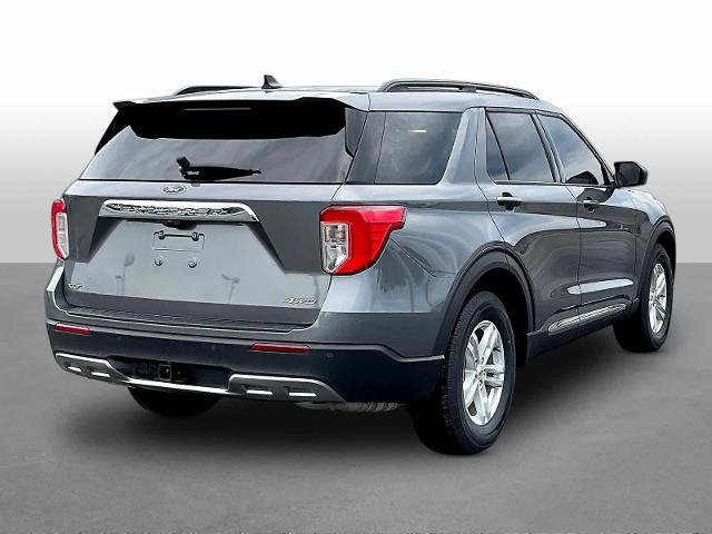 Certified 2023 Ford Explorer XLT w/ Equipment Group 202A AWD/4WD image 7