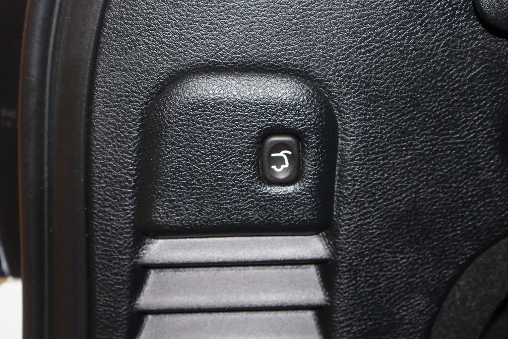 Used 2020 Jeep Grand Cherokee Limited image 40