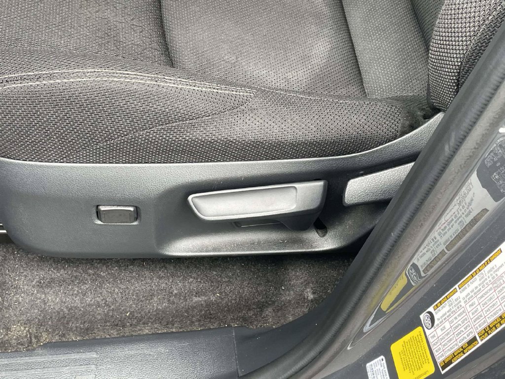 Used 2025 Toyota 4Runner SR5 RWD image 14