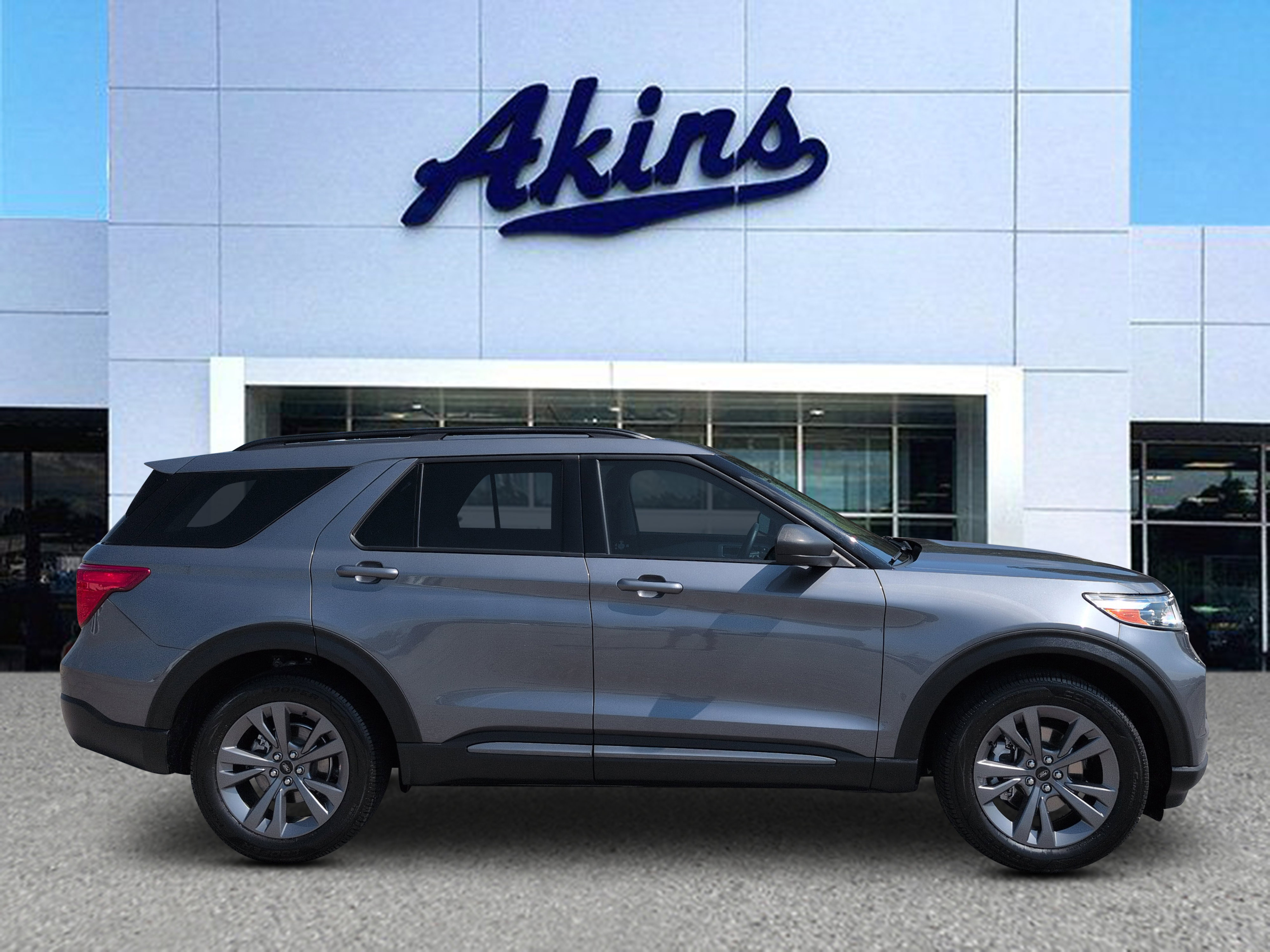 Certified 2021 Ford Explorer XLT w/ Equipment Group 202A