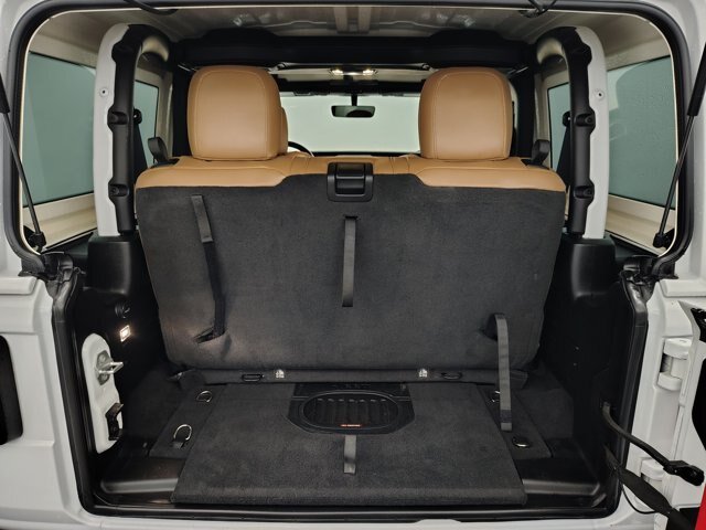 Used 2022 Jeep Wrangler Rubicon w/ Cold Weather Group AWD/4WD image 21