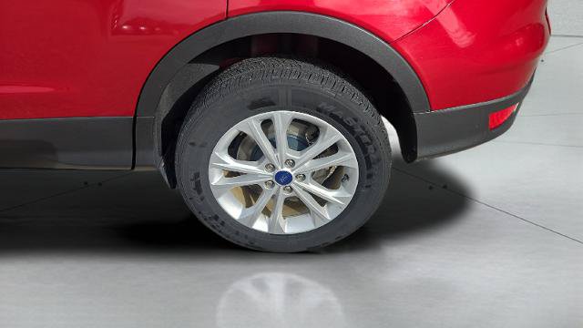 Certified 2018 Ford Escape SE AWD/4WD image 31