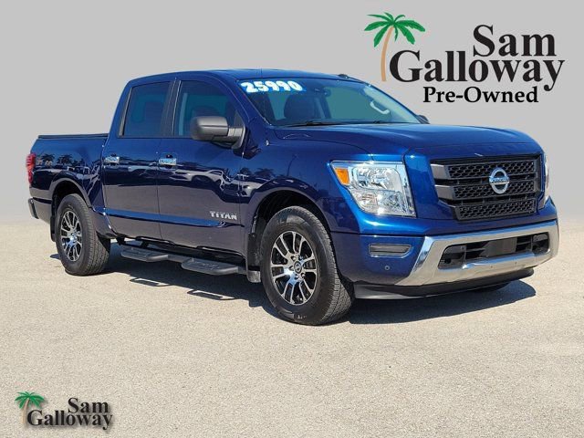 Used 2021 Nissan Titan SV w/ SV Convenience Package image 5