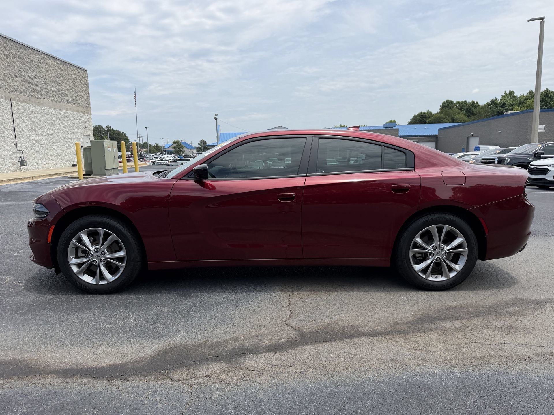 Used 2023 Dodge Charger SXT AWD/4WD image 12