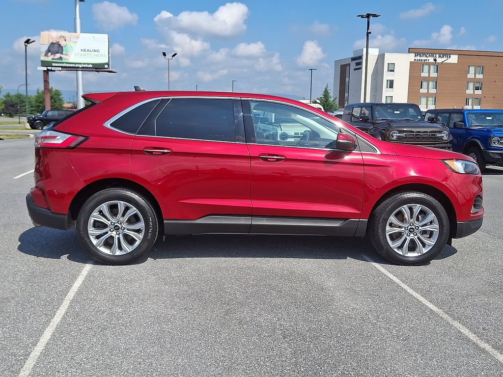 Certified 2024 Ford Edge Titanium AWD/4WD image 7