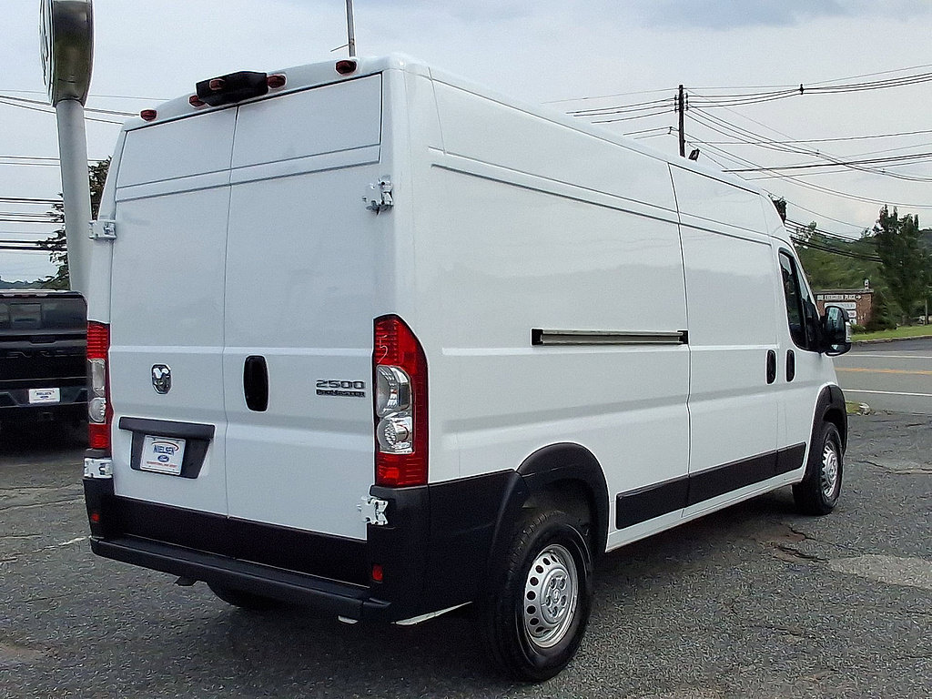 Used 2026 RAM ProMaster 2500 w/ Convenience Group FWD image 31