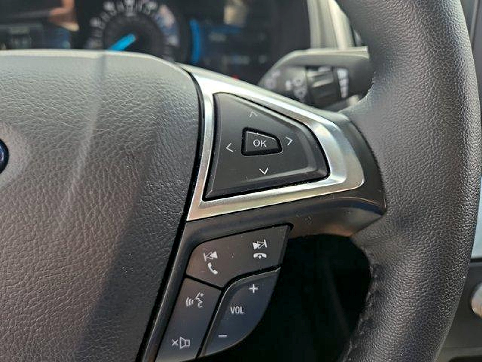 Certified 2024 Ford Edge SEL w/ Convenience Package AWD/4WD image 15