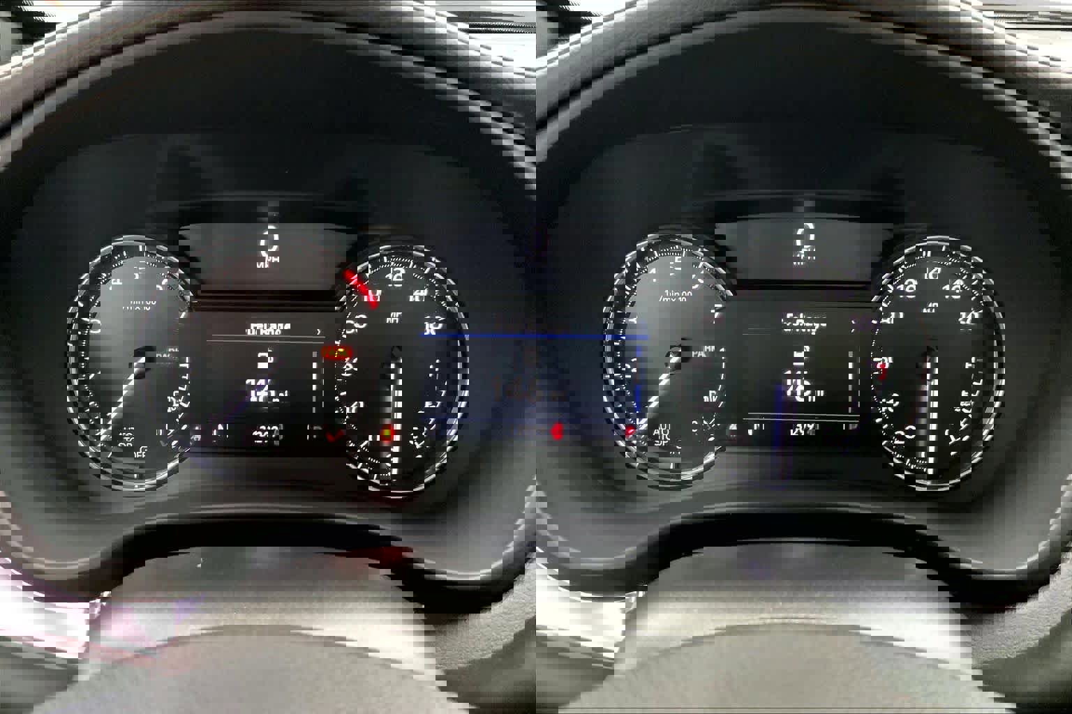 Used 2023 Cadillac XT4 Luxury w/ Cold Weather Package image 23