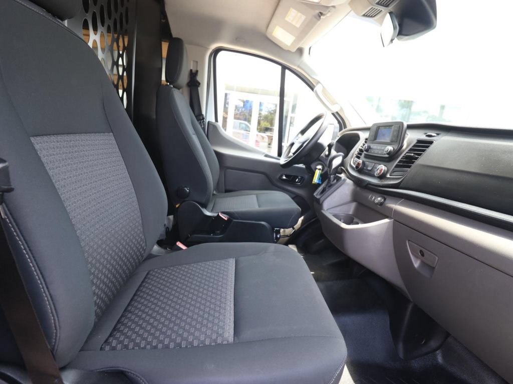 Certified 2025 Ford Transit 250 Low Roof w/ Exterior Upgrade Package RWD image 9