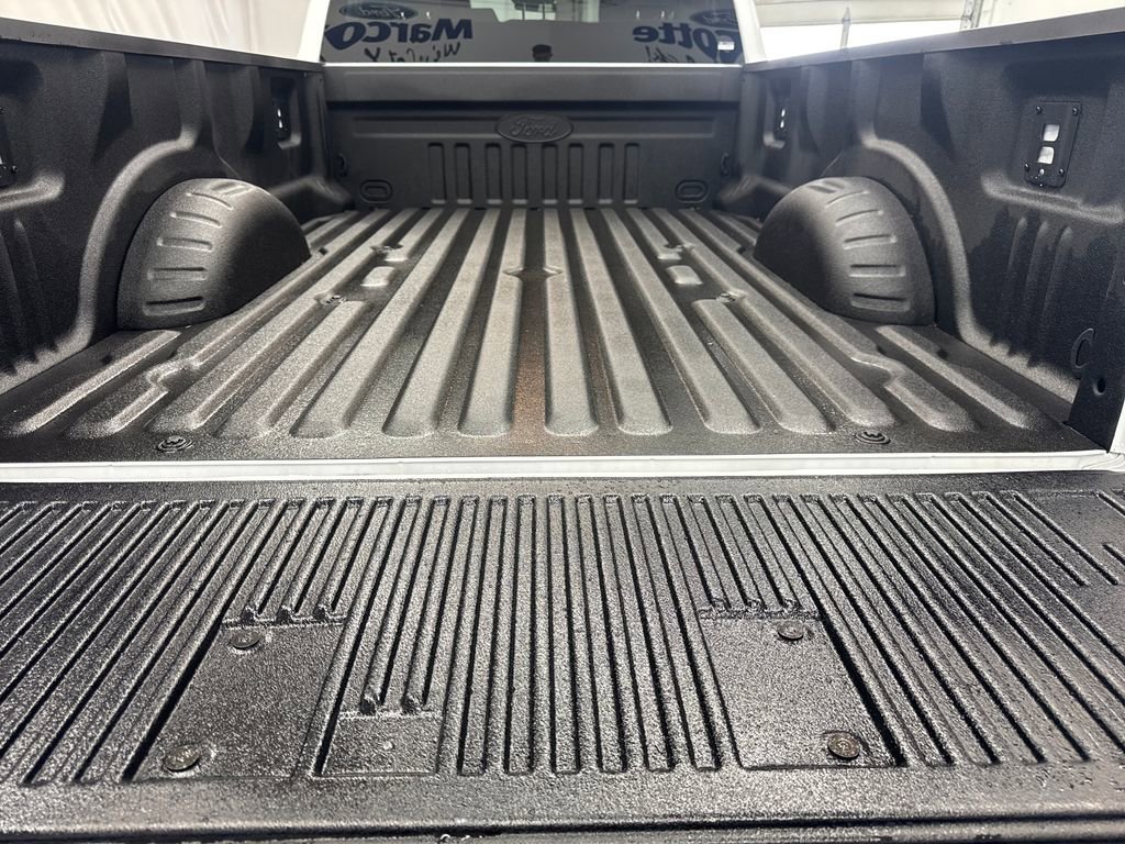 Certified 2025 Ford F350 XLT AWD/4WD image 28
