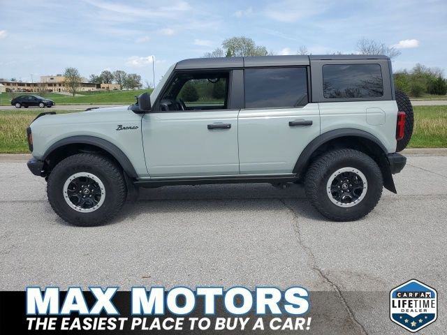 Certified 2023 Ford Bronco Black Diamond w/ Sasquatch Package AWD/4WD image 2