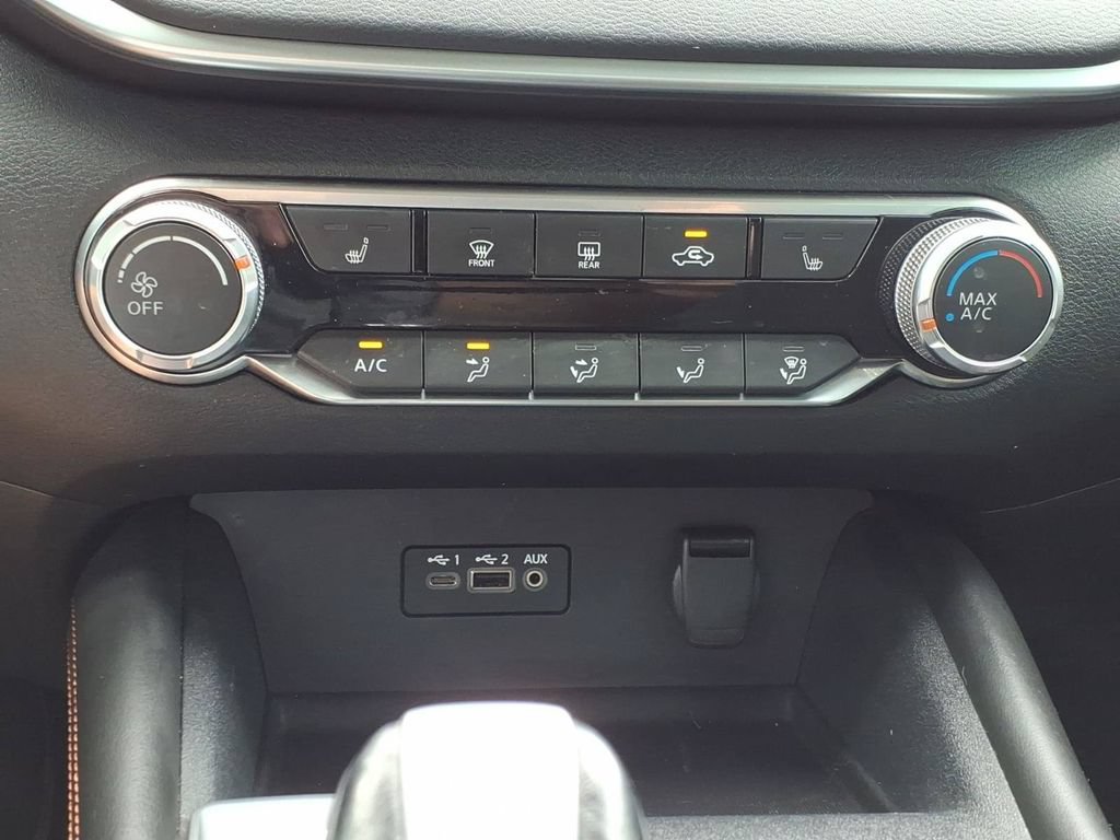 Used 2019 Nissan Altima 2.5 SR w/ SR Premium Package AWD/4WD image 18