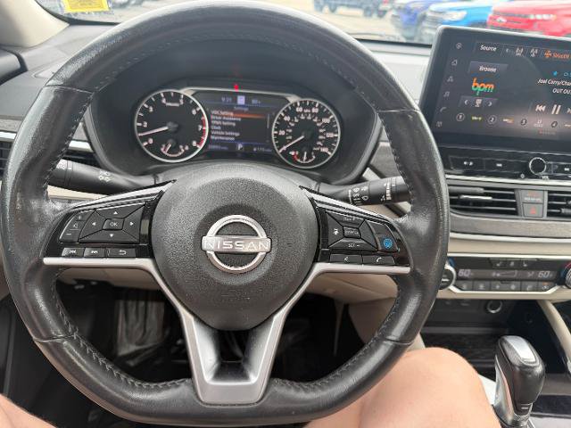 Used 2023 Nissan Altima 2.5 SL AWD/4WD image 7