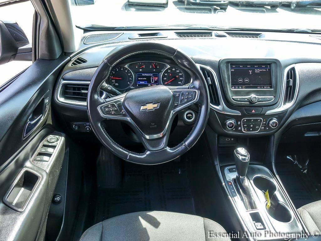 Used 2020 Chevrolet Equinox LT w/ Driver Convenience Package AWD/4WD image 12