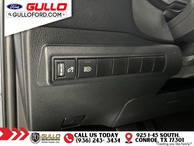 Used 2023 Toyota Corolla LE FWD image 19