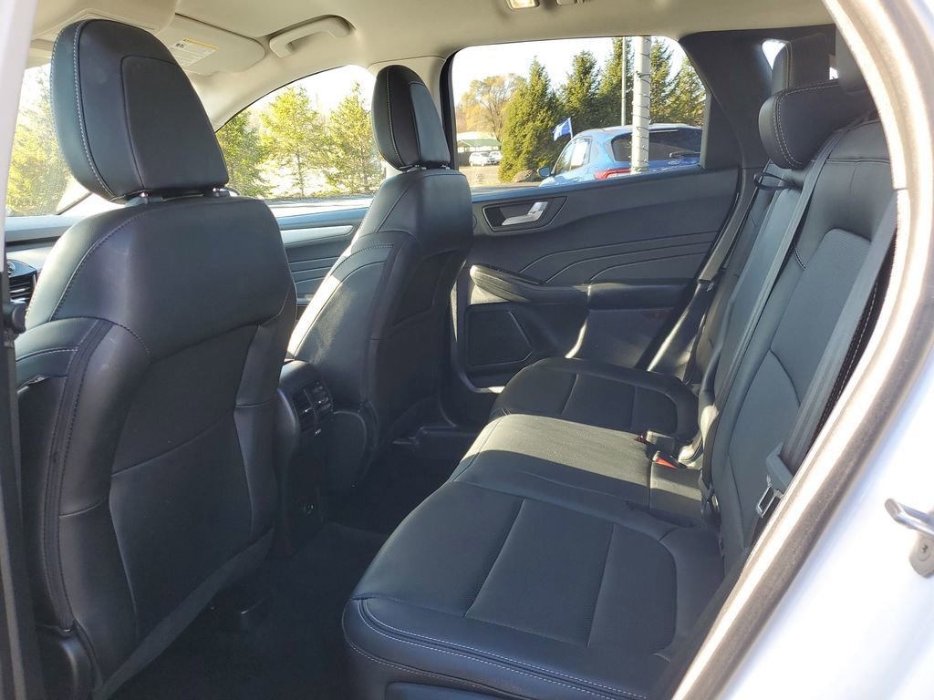 Certified 2022 Ford Escape SEL w/ Technology Package image 25
