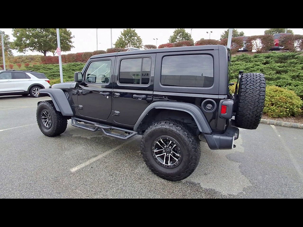 Used 2024 Jeep Wrangler Unlimited Sport AWD/4WD image 6