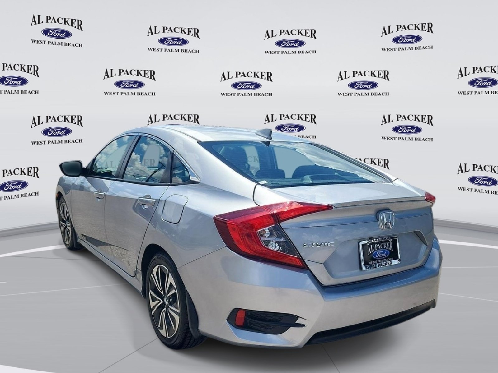 Used 2017 Honda Civic EX-L image 4