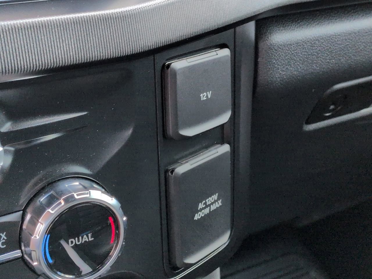 Certified 2026 Ford F250 Platinum w/ Tremor Off-Road Package image 21