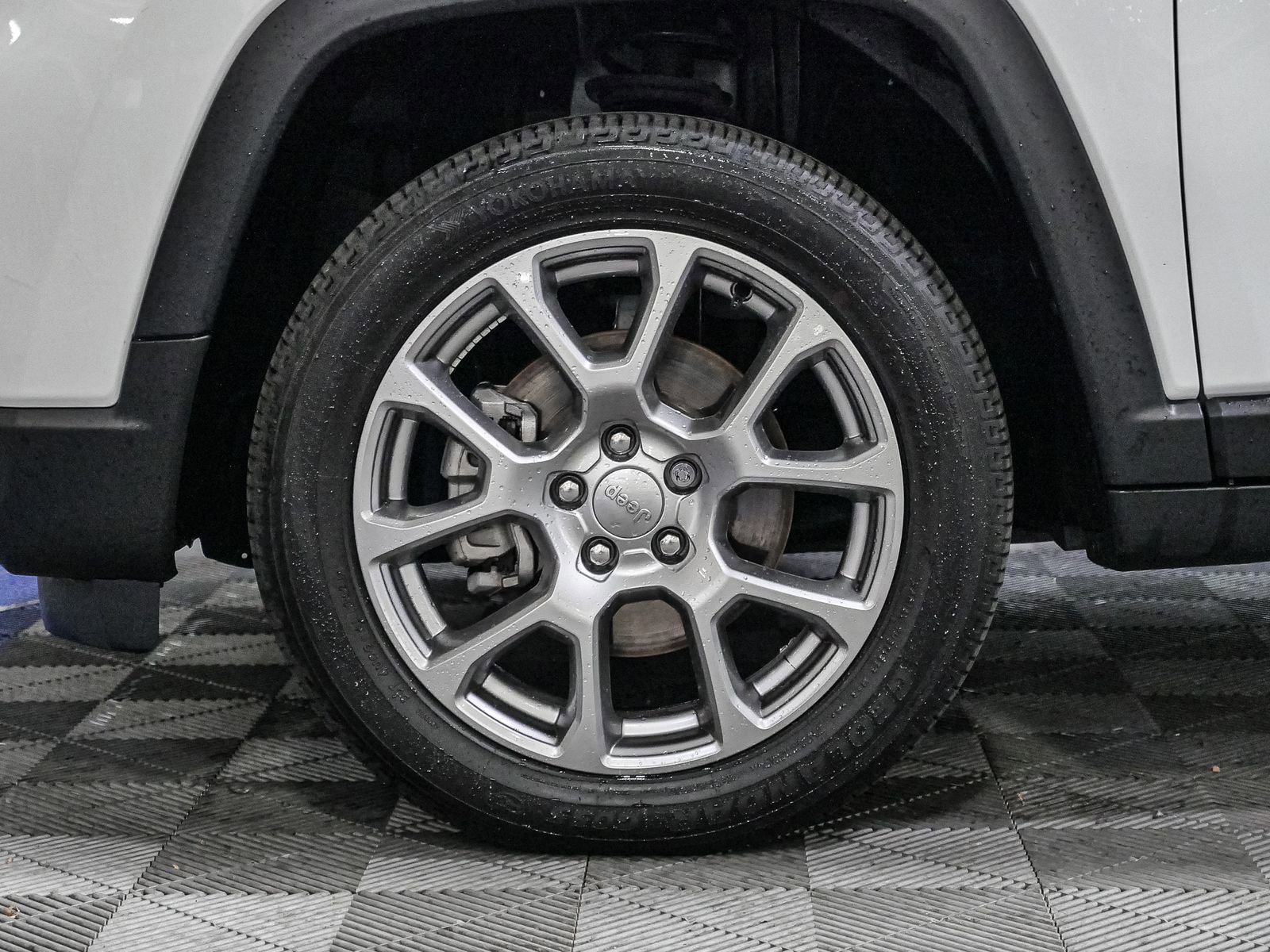 Used 2022 Jeep Compass Latitude image 19